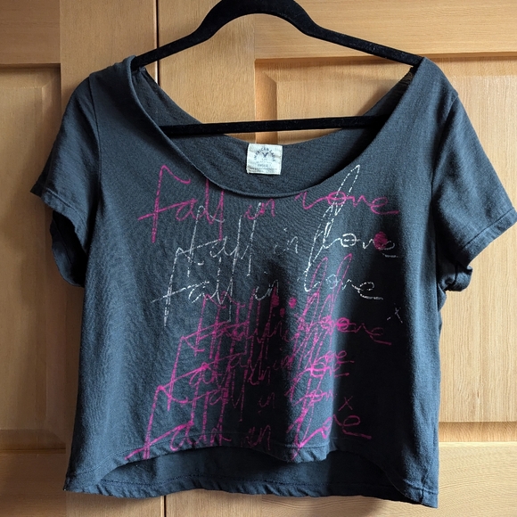 American Eagle cropped T-shirt (new, never worn) - Picture 1 of 5